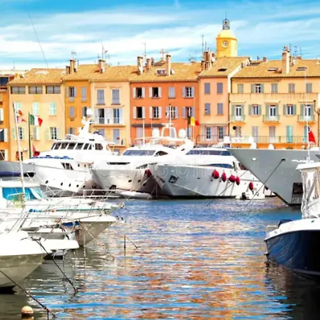 Appartement 35m With Pool For Couple In Tropez *