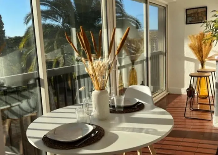 35m With Pool For Couple In Tropez * Saint-Tropez