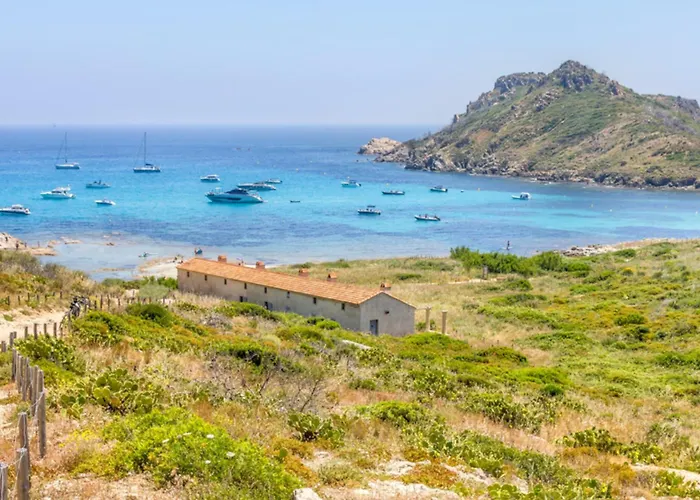 35m With Pool For Couple In Tropez Apartment